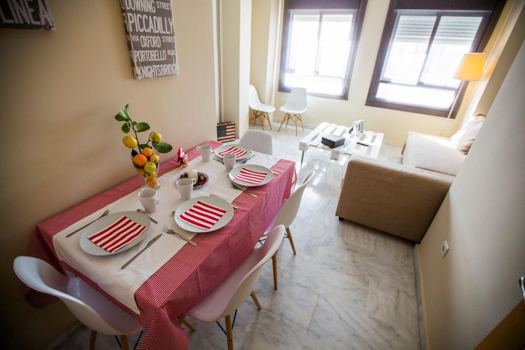 מאלגה Ab Dominicum Apartamentos חדר תמונה